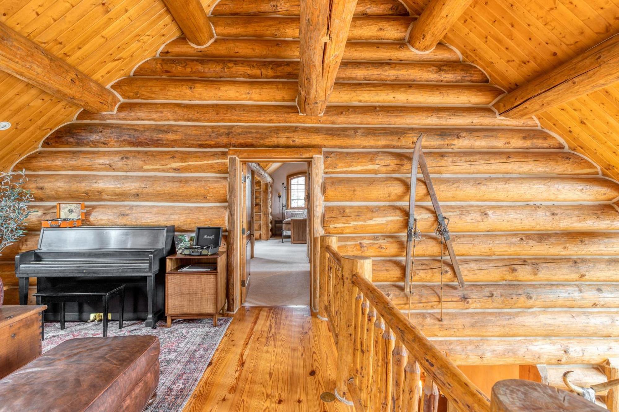 Ute Lodge By Avantstay Cozy Expansive Mountain Home Close To The Slopes Telluride Exterior photo