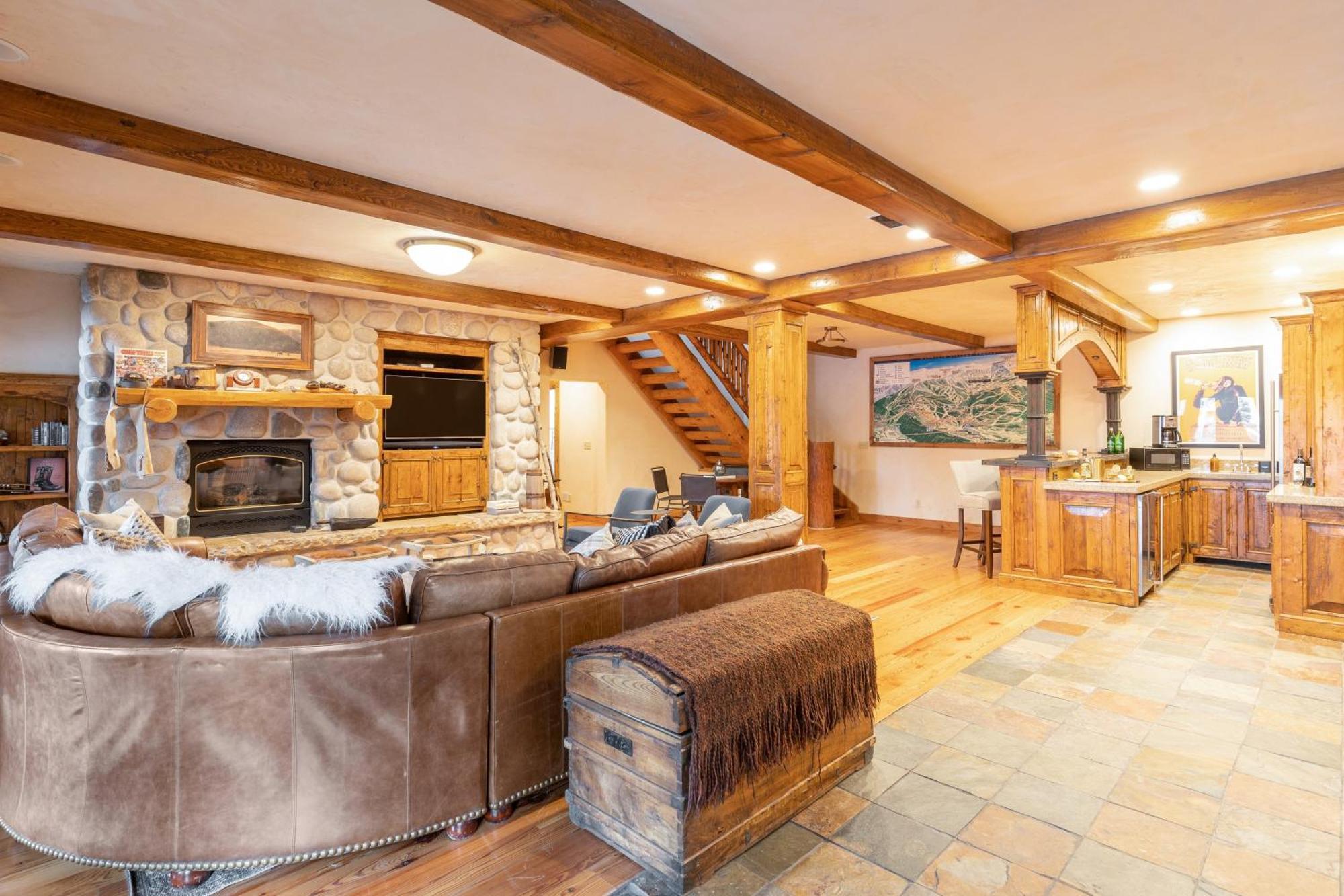 Ute Lodge By Avantstay Cozy Expansive Mountain Home Close To The Slopes Telluride Exterior photo